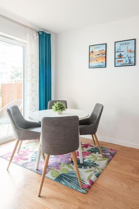 Micasaessucasa With Free Parking! Apartman Gdańsk Kültér fotó